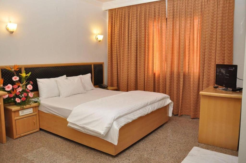Hotelpearlinn Bangalore Ngoại thất bức ảnh
